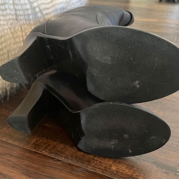 Louis Vuitton Leather Knee-High Riding Boots Size 39.5 (9) - Picture 6 of 7